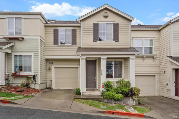 $610,000 | 2084 Cooper Drive, Santa Rosa, CA 95404