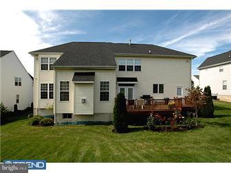 2297 Nottinghamshire Road Furlong, PA 18925 - Photo 11 of 12 Exterior Back