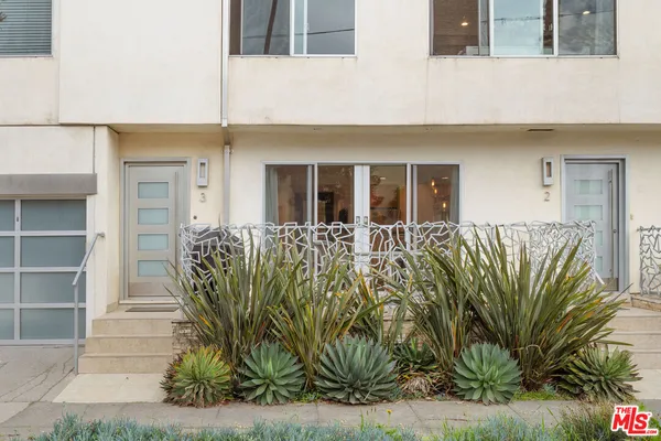 $4,950 | 2101 Ocean Avenue, Unit 3, Santa Monica, CA 90405