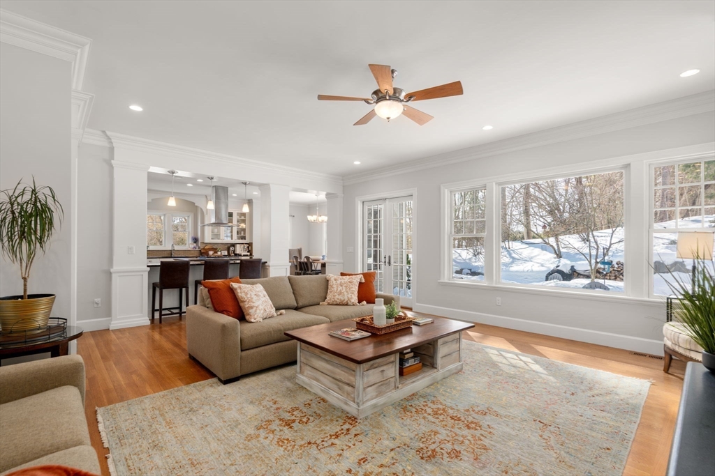 545 Concord Road Sudbury, MA 01776 - Photo 3 of 37