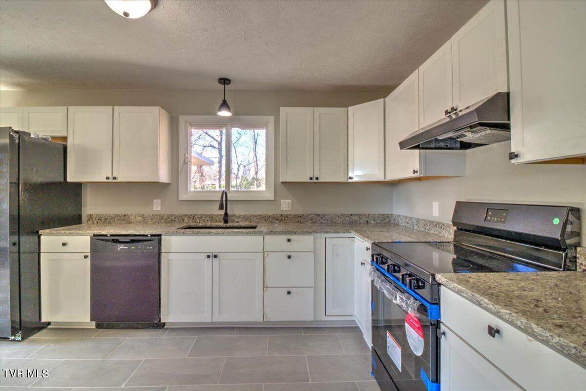 225 Mandan Road Kingsport, TN 37664 - Photo 21 of 126 022-225_Mandan-110