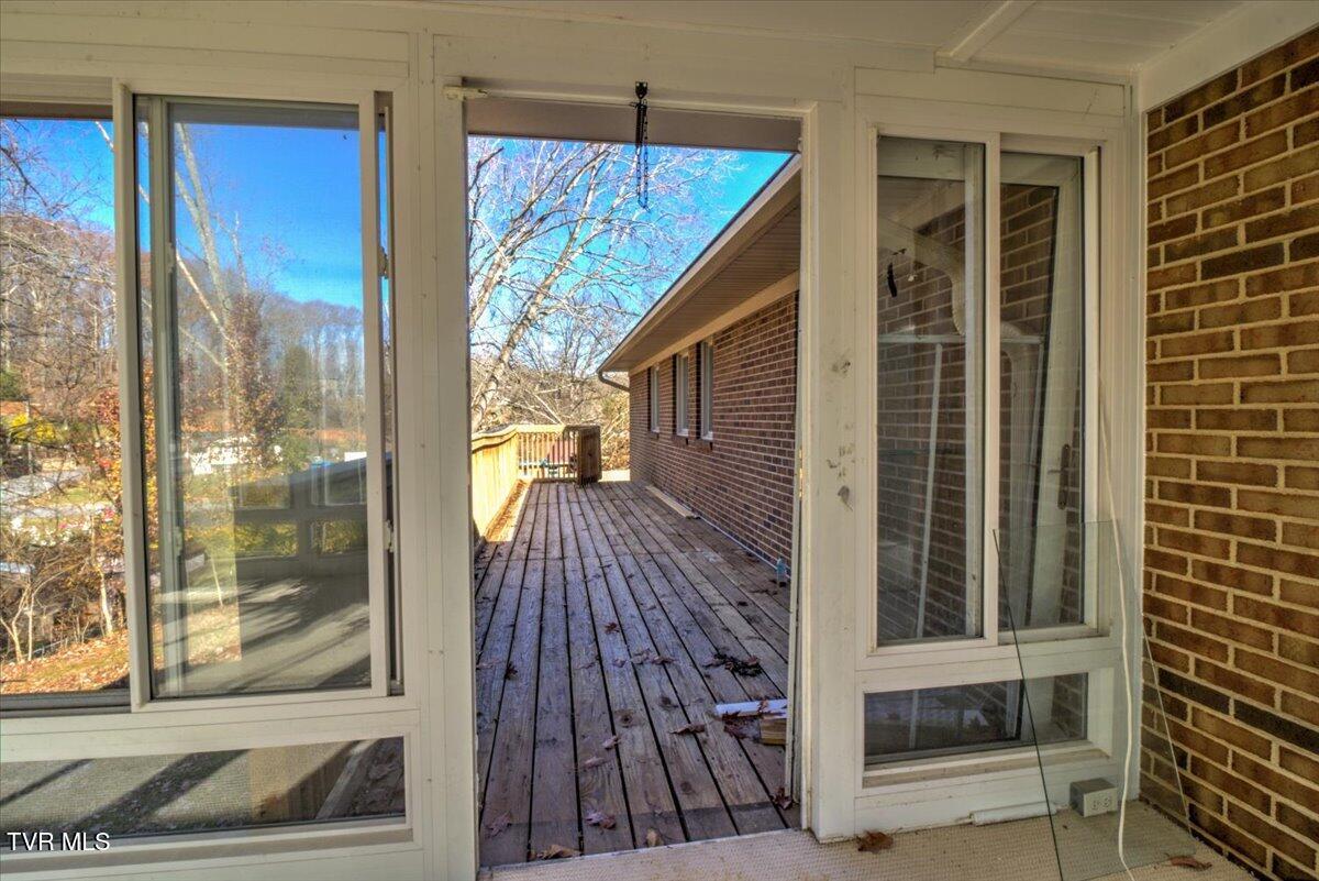 225 Mandan Road Kingsport, TN 37664 - Photo 24 of 126 025-225_Mandan-113