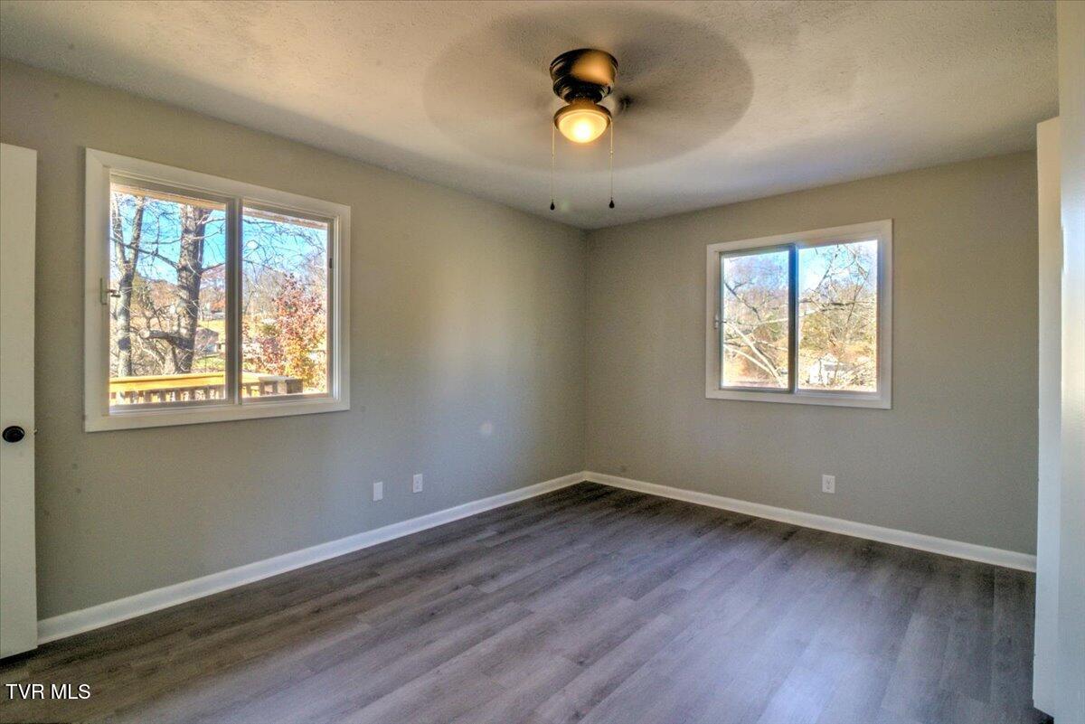 225 Mandan Road Kingsport, TN 37664 - Photo 35 of 126 036-225_Mandan-124