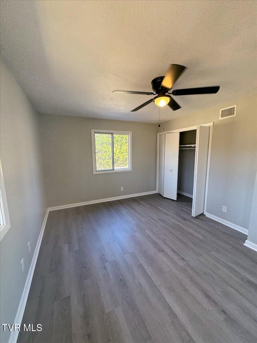 225 Mandan Road Kingsport, TN 37664 - Photo 55 of 126 056-225_Mandan-4