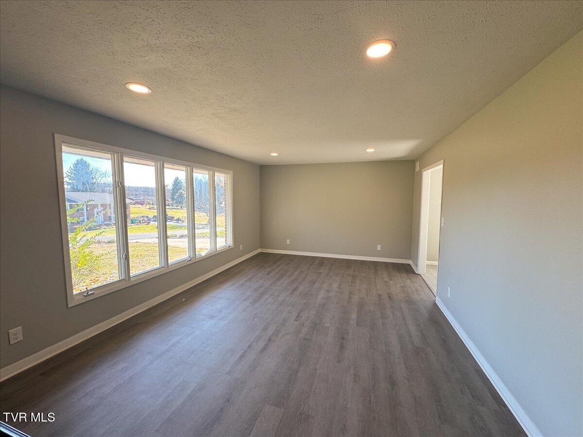 225 Mandan Road Kingsport, TN 37664 - Photo 68 of 126 069-225_Mandan-17