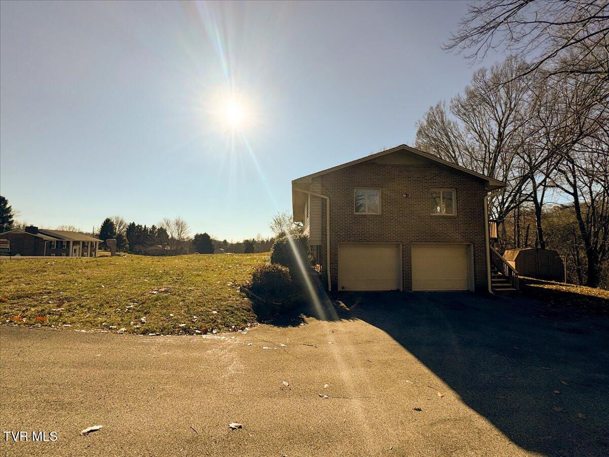 225 Mandan Road Kingsport, TN 37664 - Photo 87 of 126 093-225_Mandan-41