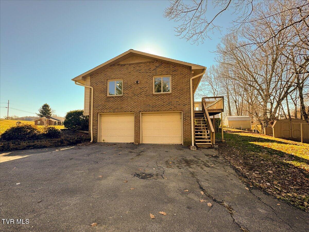225 Mandan Road Kingsport, TN 37664 - Photo 89 of 126 095-225_Mandan-43