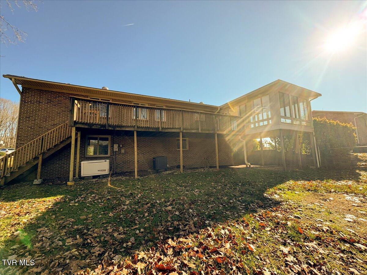 225 Mandan Road Kingsport, TN 37664 - Photo 92 of 126 098-225_Mandan-47