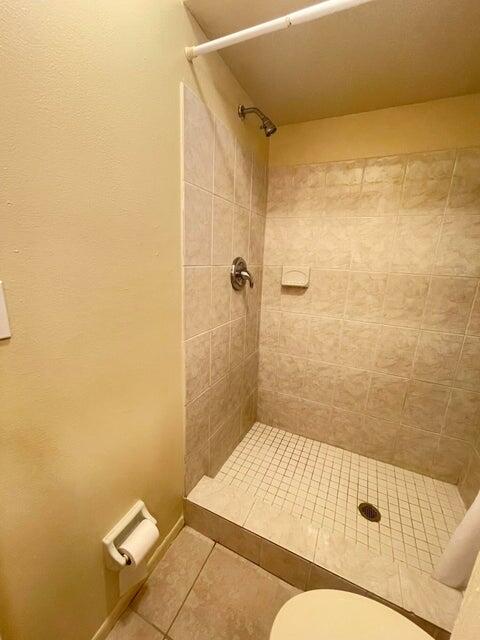 6026 Indrio Road, Unit N6 Fort Pierce, FL 34951 - Photo 34 of 34 a bathroom with a shower