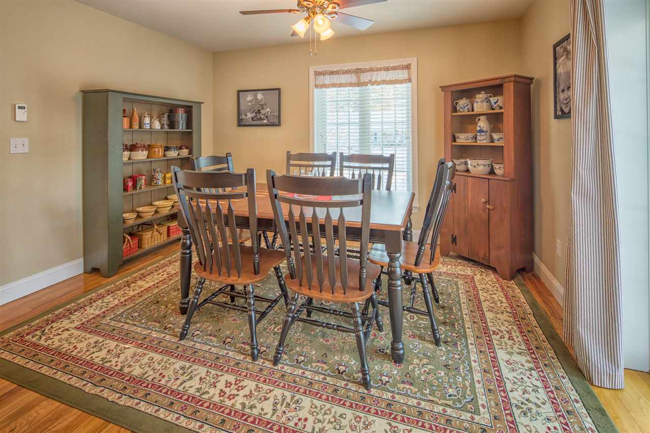 15 Susan Lane Rochester, NH 03867 - Photo 4 of 36