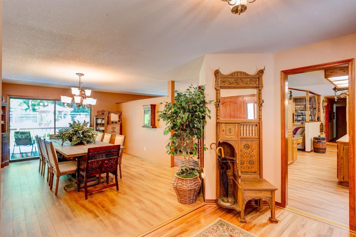 297 Pinnon Road Grants Pass, OR 97526 - Photo 3 of 35 Additional Photo