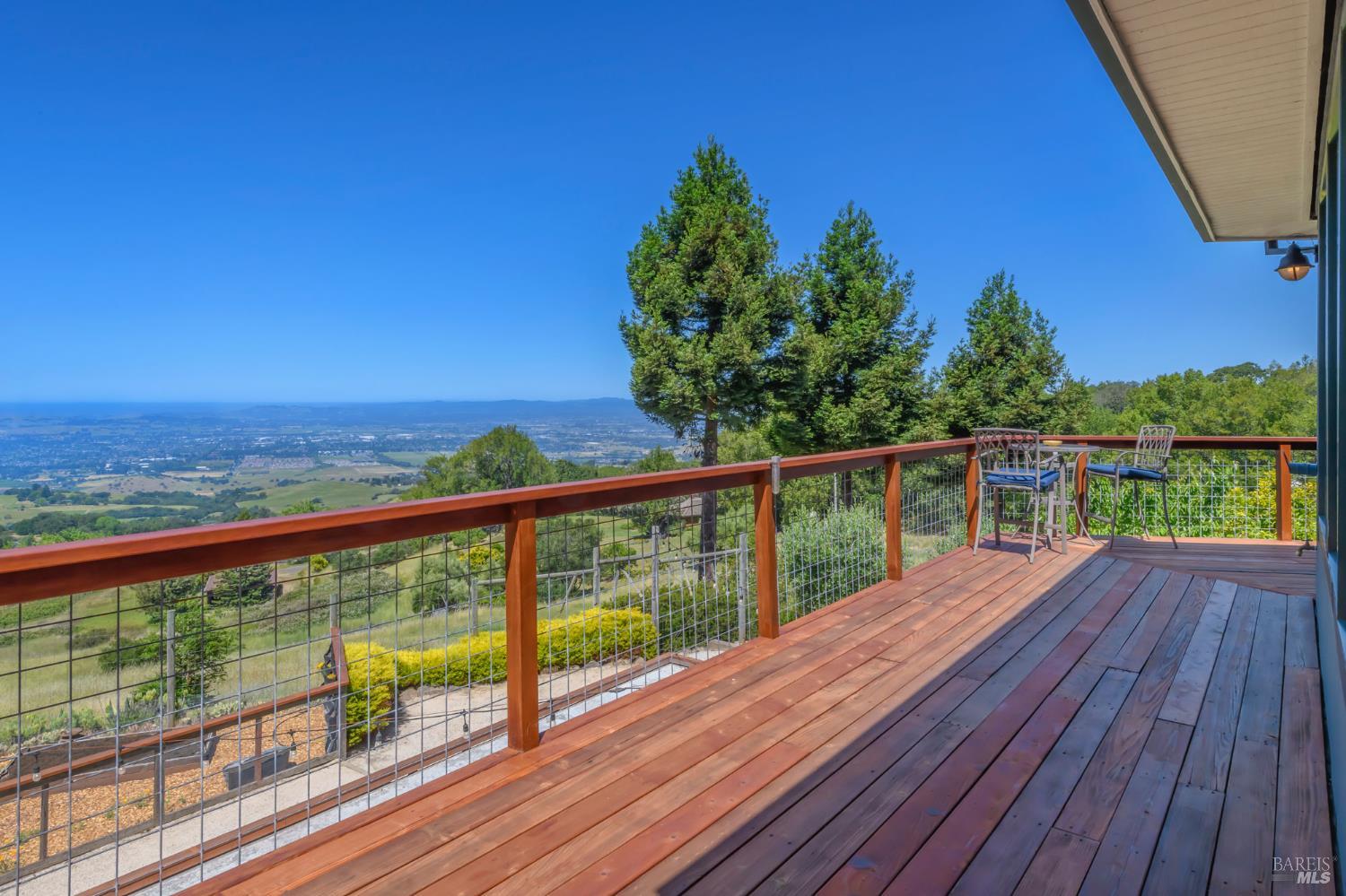 6649 Round Oak Road Penngrove, CA 94951 - Photo 15 of 57