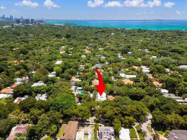 $23,000 | 3917 South Le Jeune Road, Miami, FL 33133