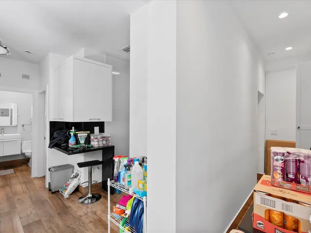 $23,000 | 3917 South Le Jeune Road, Miami, FL 33133