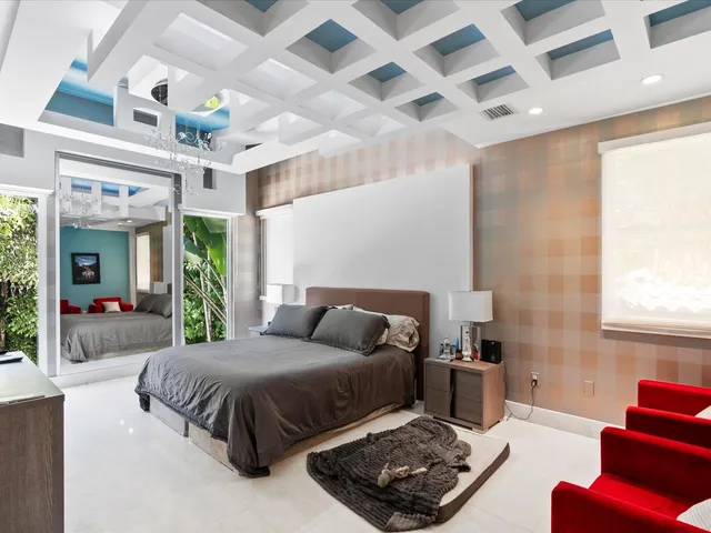 $23,000 | 3917 South Le Jeune Road, Miami, FL 33146