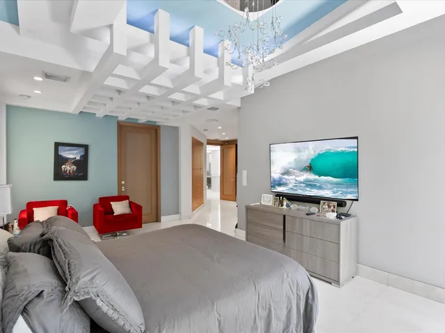 $23,000 | 3917 South Le Jeune Road, Miami, FL 33133