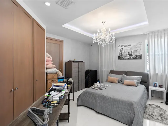 $23,000 | 3917 South Le Jeune Road, Miami, FL 33133