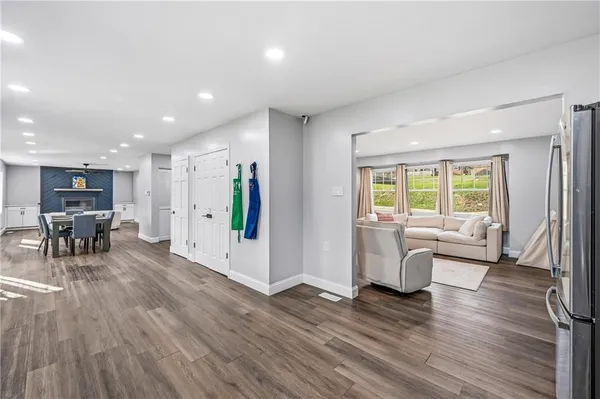 $399,000 | 4174 South R 1022, New Brighton, PA 15066