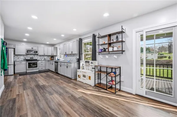 $399,000 | 4174 South R 1022, New Brighton, PA 15066