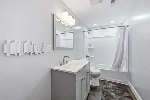 $399,000 | 4174 South R 1022, New Brighton, PA 15066