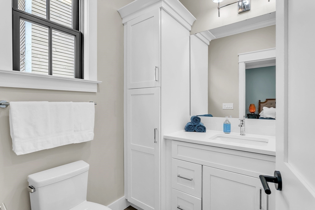 37 Landy Avenue Northampton, MA 01062 - Photo 21 of 41