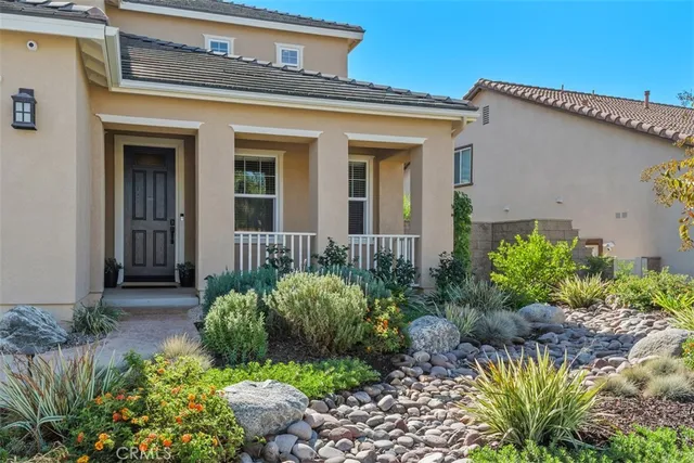 $925,000 | 44161 Nighthawk Pass, Temecula, CA 92592