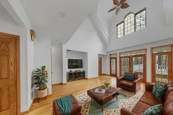 $725,000 | 26961 South Sylvan Lane, Monee, IL 60449