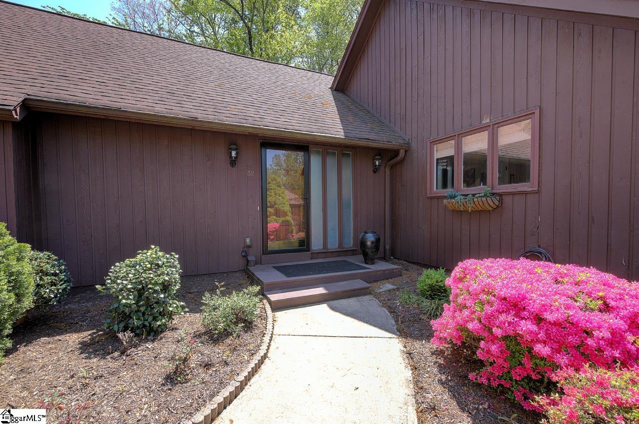 32 Creekside Way Greenville, SC 29609 - Photo 2 of 30