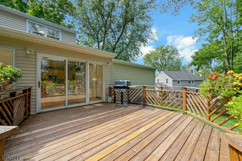 7 Sharon Road Springfield, NJ 07081 - Photo 30 of 38 Gallery Image 30