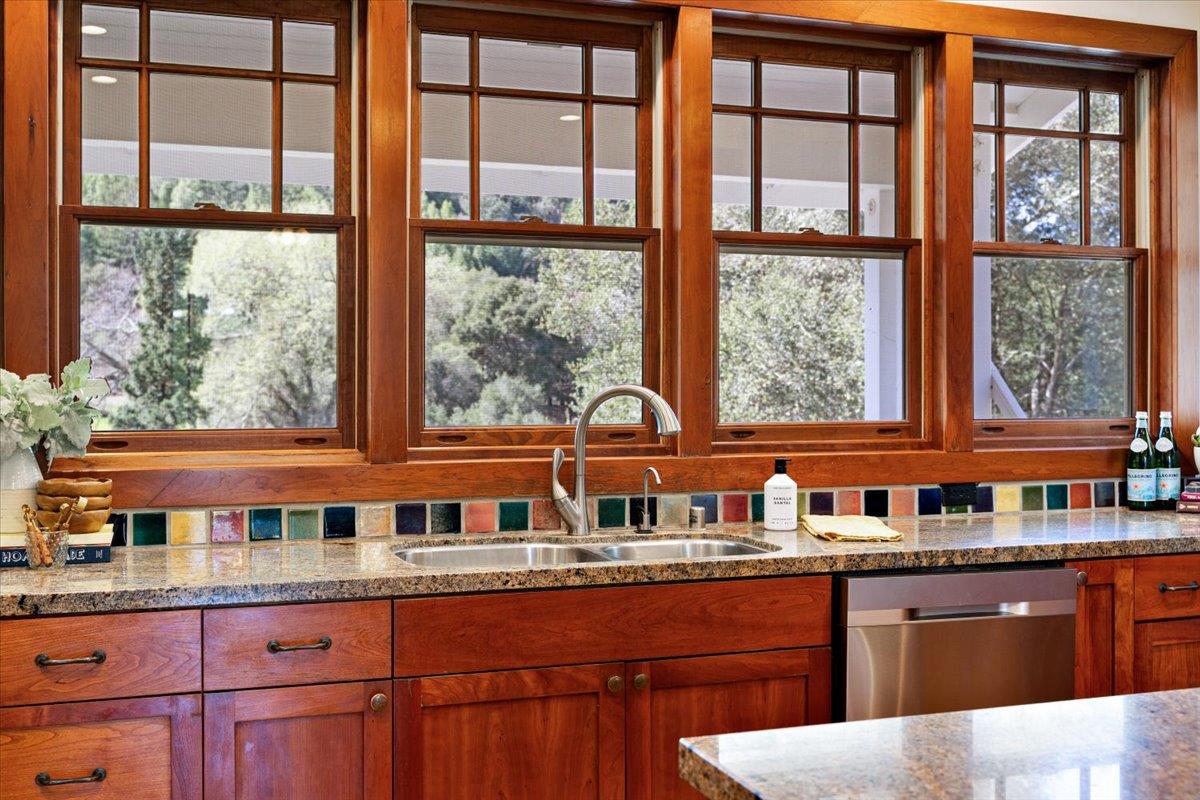 18101 Idylwild Road Los Gatos, CA 95033 - Photo 17 of 61