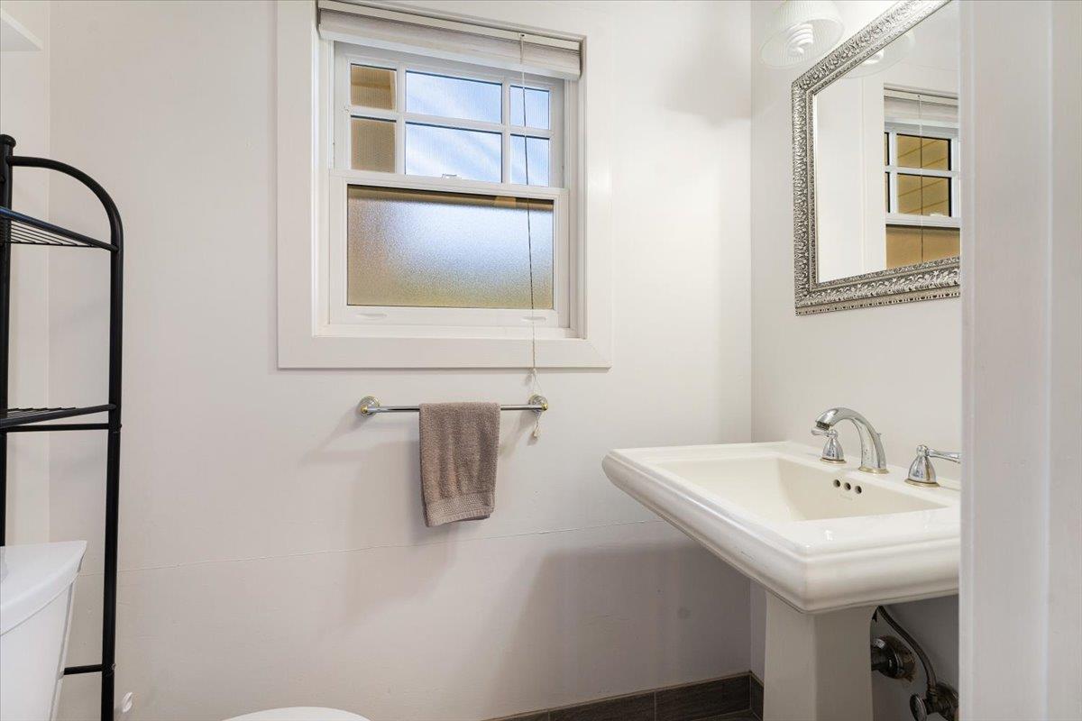 18101 Idylwild Road Los Gatos, CA 95033 - Photo 24 of 61