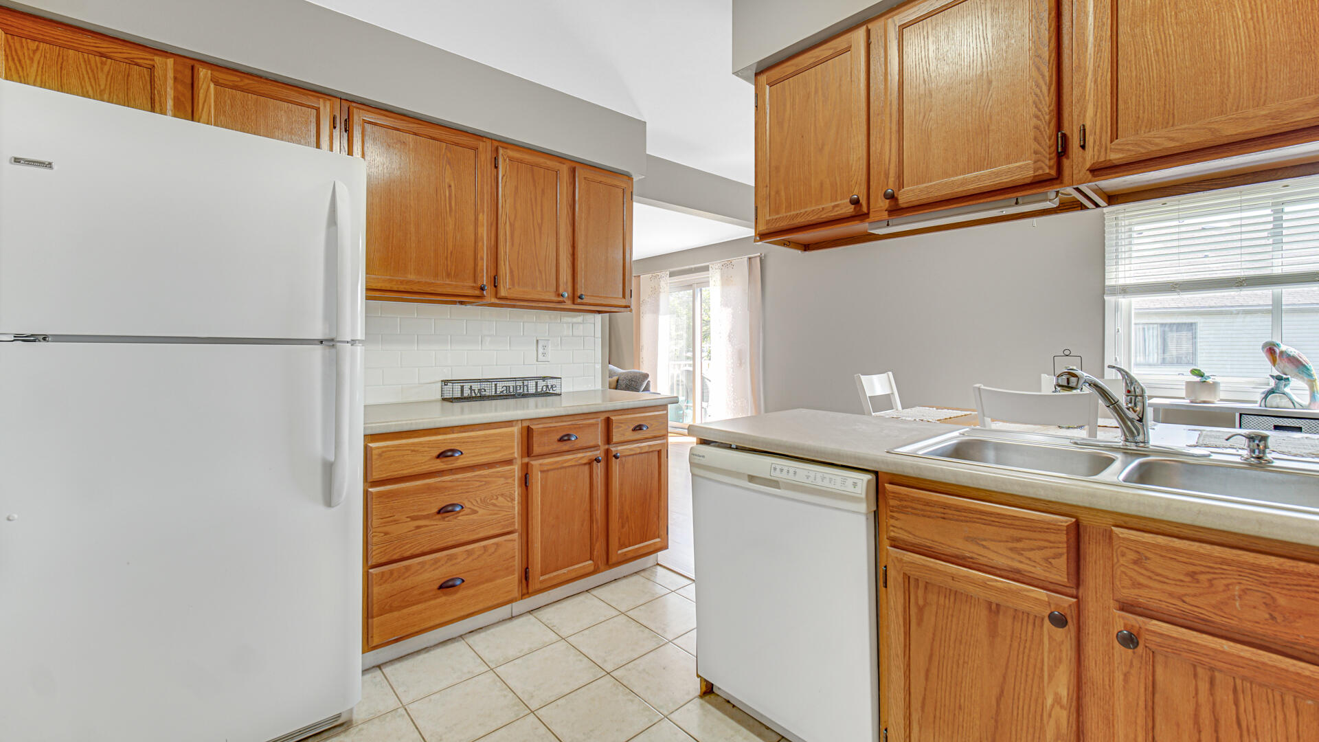 975 Millpond Road North Valparaiso, IN 46385 - Photo 11 of 23 1920x1080