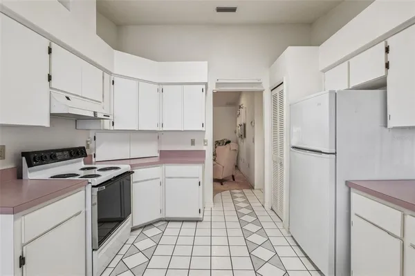 $269,900 | 828 Dundee Circle, Leesburg, FL 34788