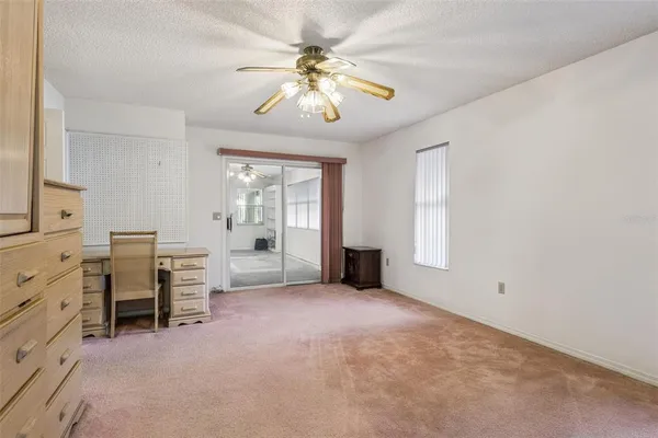 $269,900 | 828 Dundee Circle, Leesburg, FL 34788