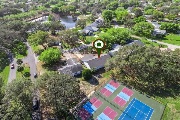 $269,900 | 828 Dundee Circle, Leesburg, FL 34788