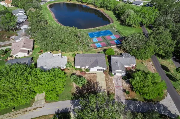 $269,900 | 828 Dundee Circle, Leesburg, FL 34788