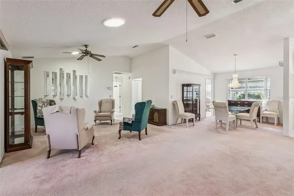 $269,900 | 828 Dundee Circle, Leesburg, FL 34788