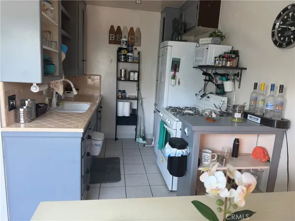 $399,000 | 1101 East Ocean Boulevard, Long Beach, CA 90802