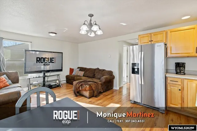 $194,000 | 914 South Melrose Street, Casper, WY 82601