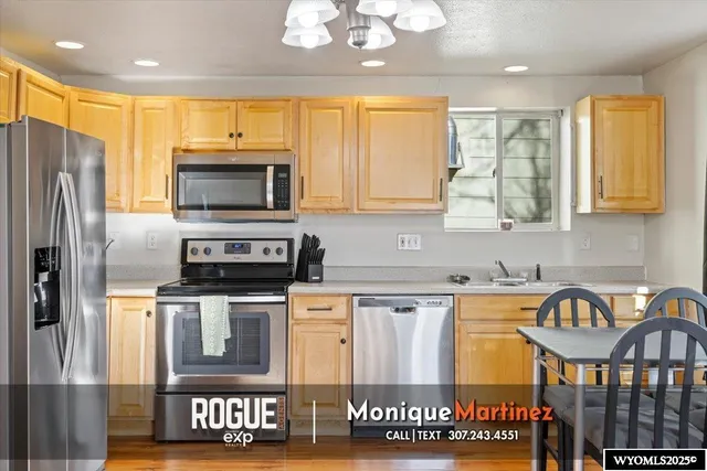 $194,000 | 914 South Melrose Street, Casper, WY 82601