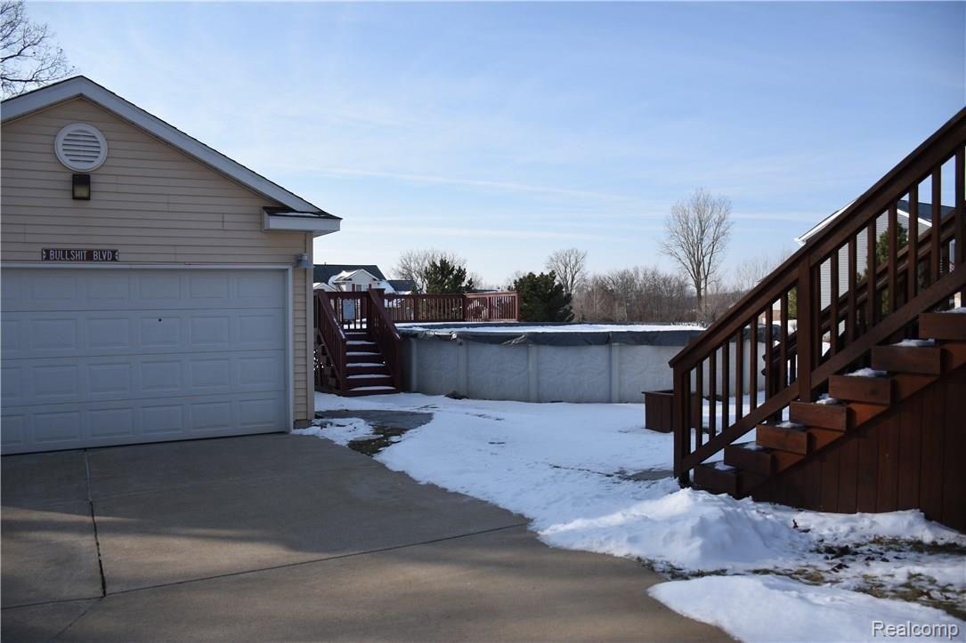 5389 Owen Road Linden, MI 48451 - Photo 9 of 72 DSC_1938.JPG
