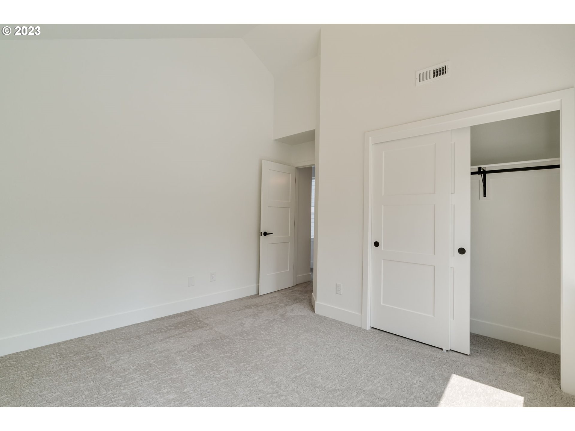 108 Northeast Bridgeton Road Portland, OR 97211 - Photo 25 of 47 Bedroom