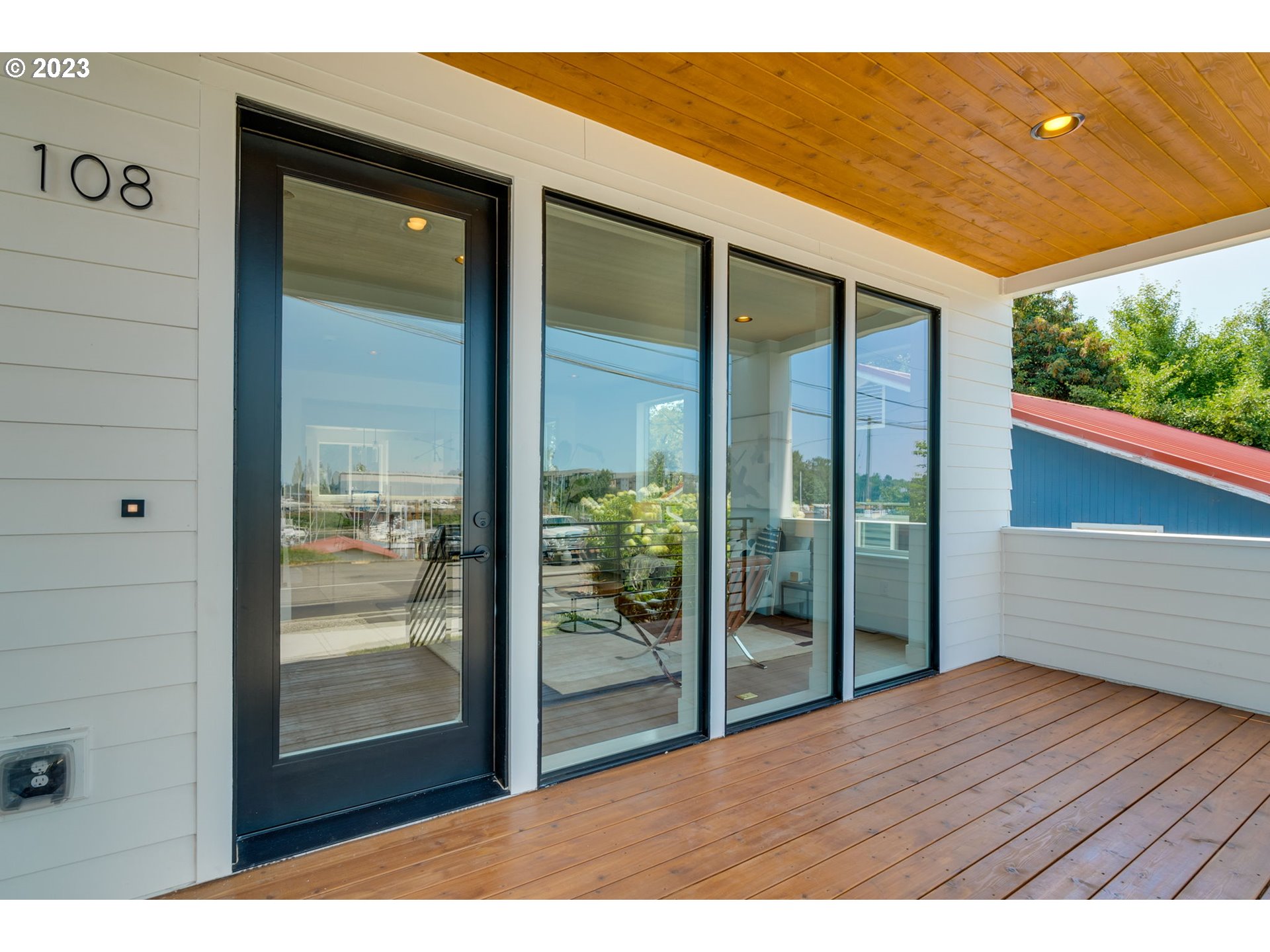 108 Northeast Bridgeton Road Portland, OR 97211 - Photo 3 of 47 Gallery Image 3
