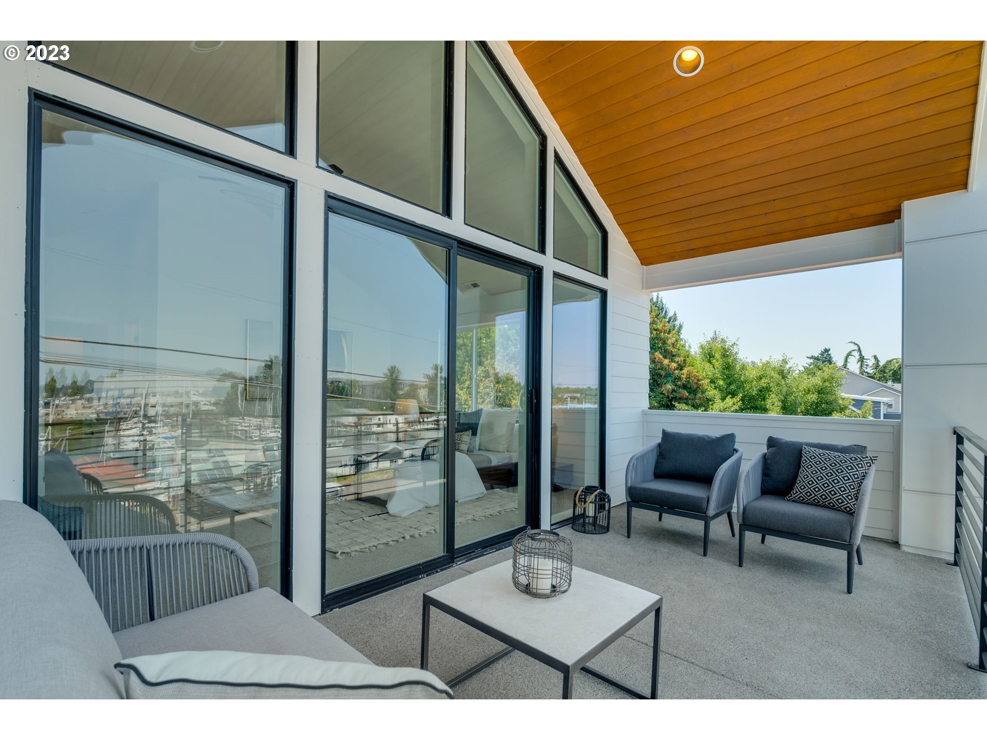 108 Northeast Bridgeton Road Portland, OR 97211 - Photo 32 of 47 Balcony