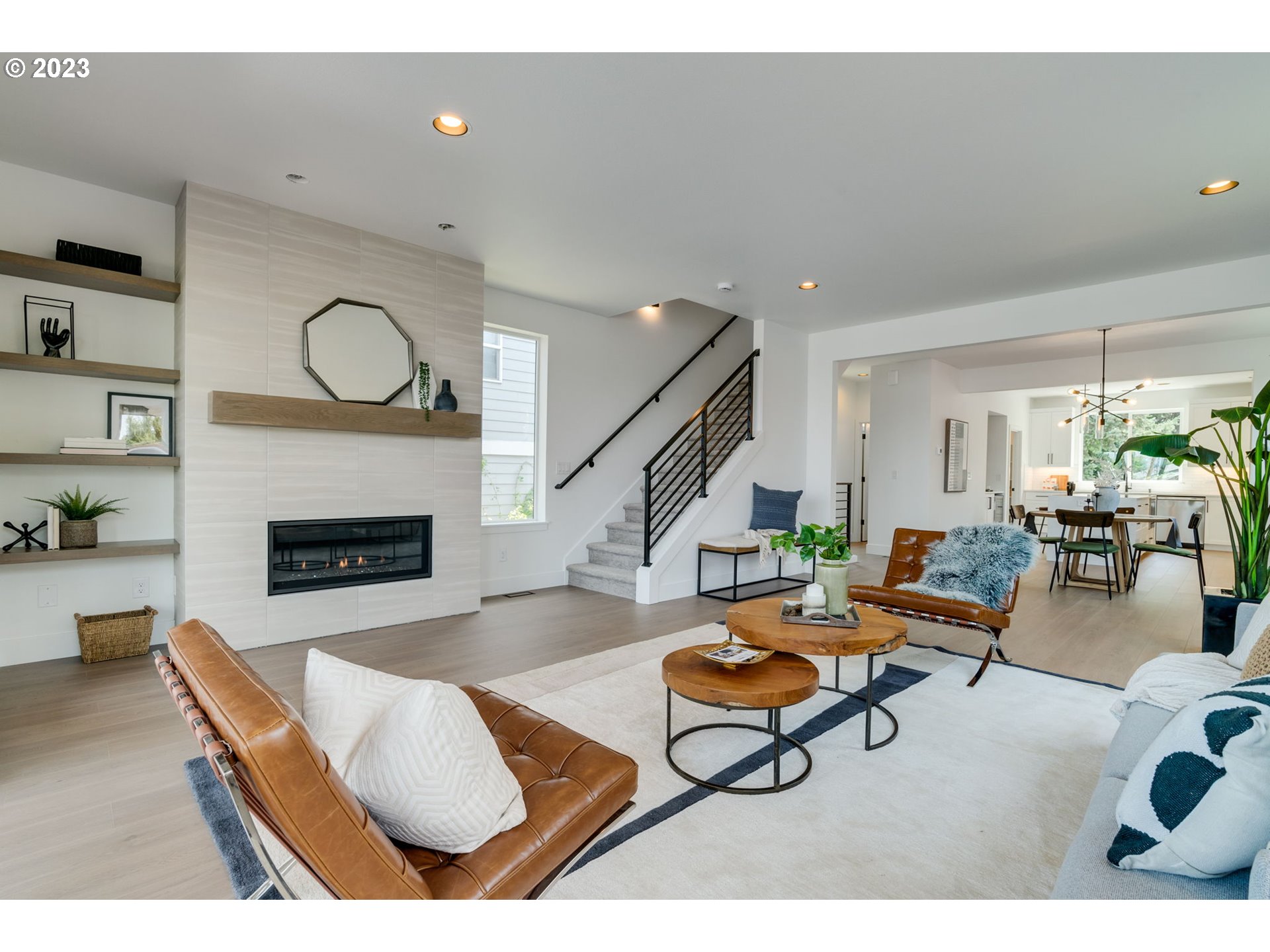 108 Northeast Bridgeton Road Portland, OR 97211 - Photo 5 of 47 Great Room