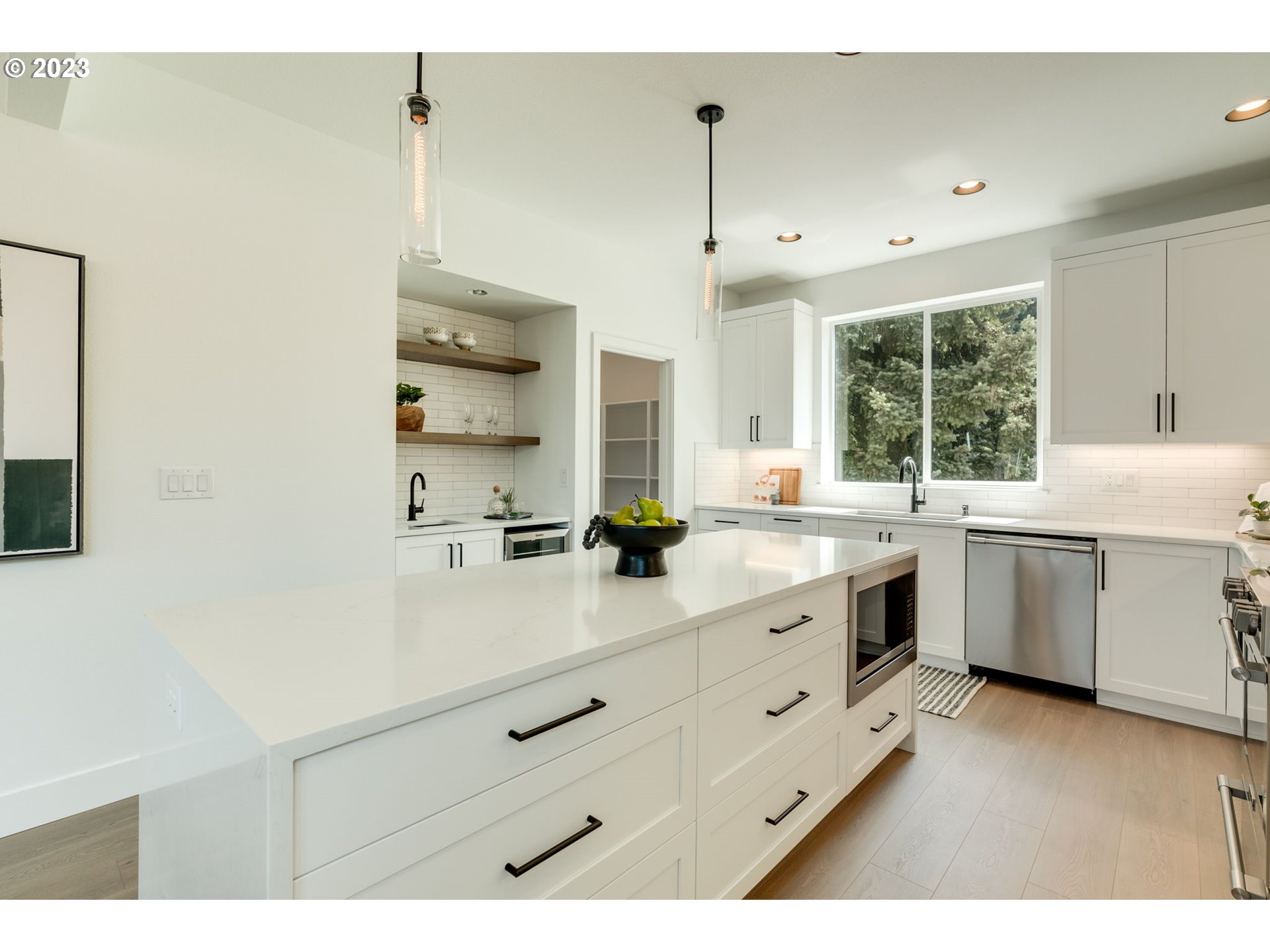 108 Northeast Bridgeton Road Portland, OR 97211 - Photo 10 of 47 Kitchen
