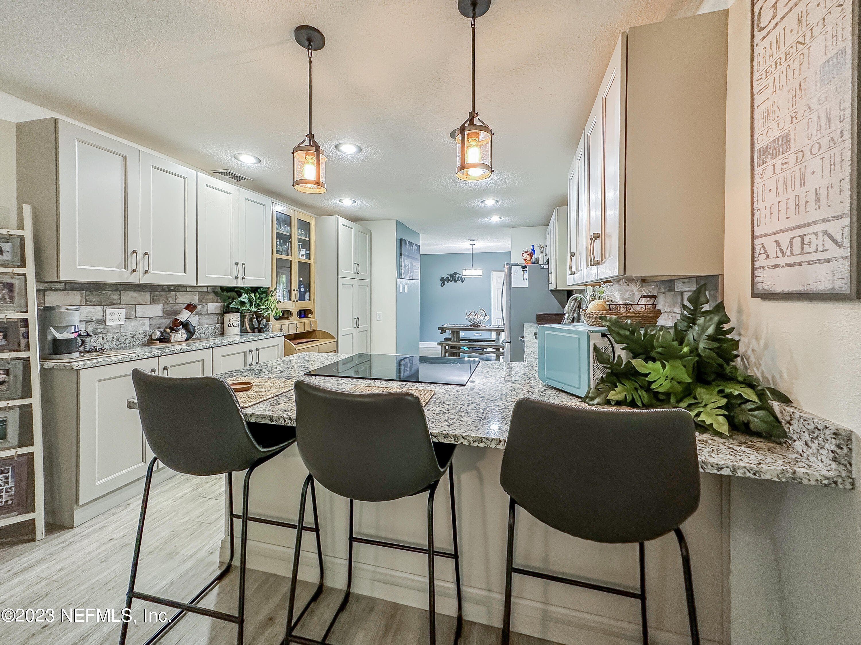 1645 Lightsey Road St. Augustine, FL 32084 - Photo 11 of 40 Kitchen Bar