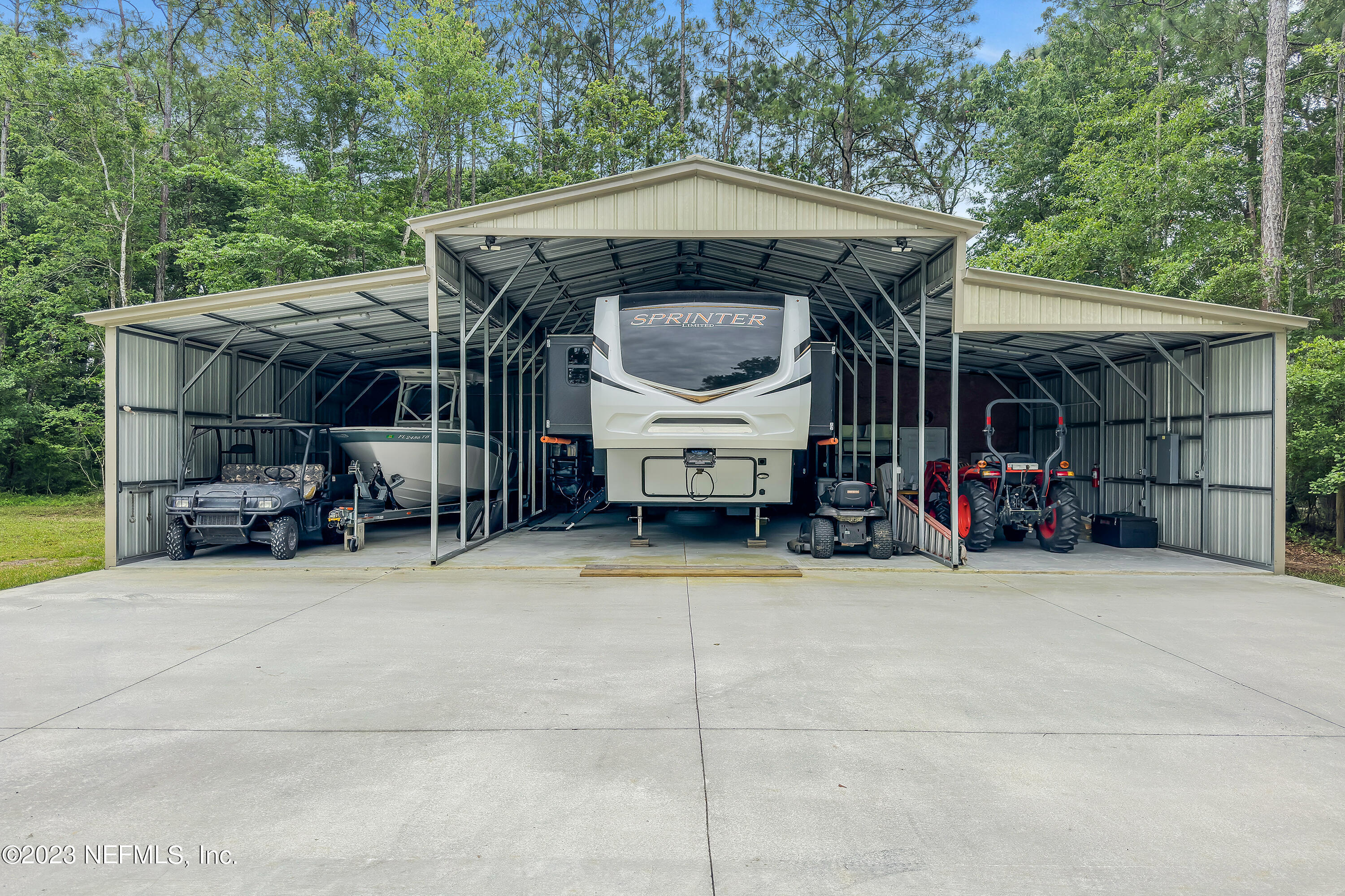 1645 Lightsey Road St. Augustine, FL 32084 - Photo 4 of 40 Garage View