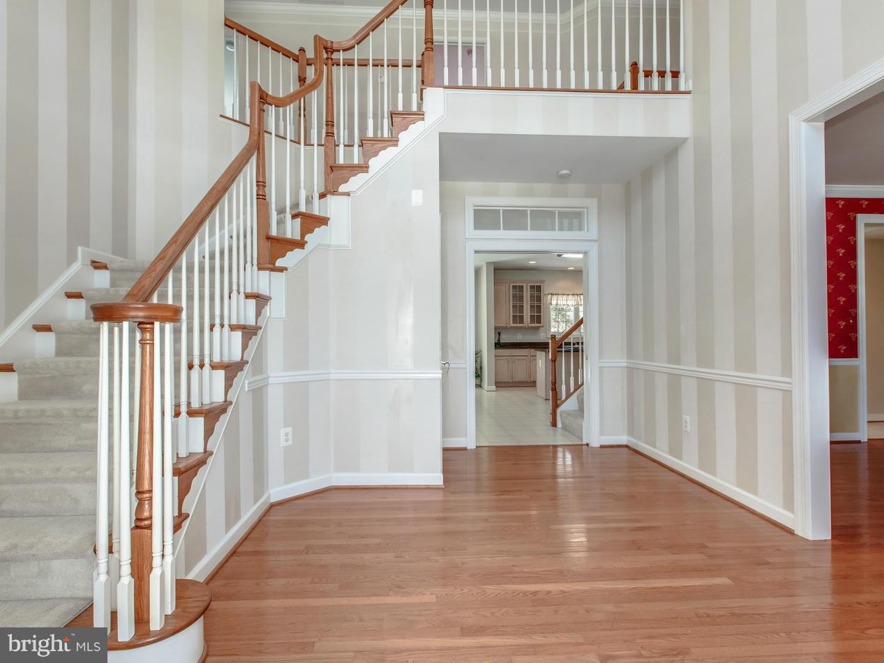 1908 Hull Road Vienna, VA 22182 - Photo 3 of 30 Interior (General)