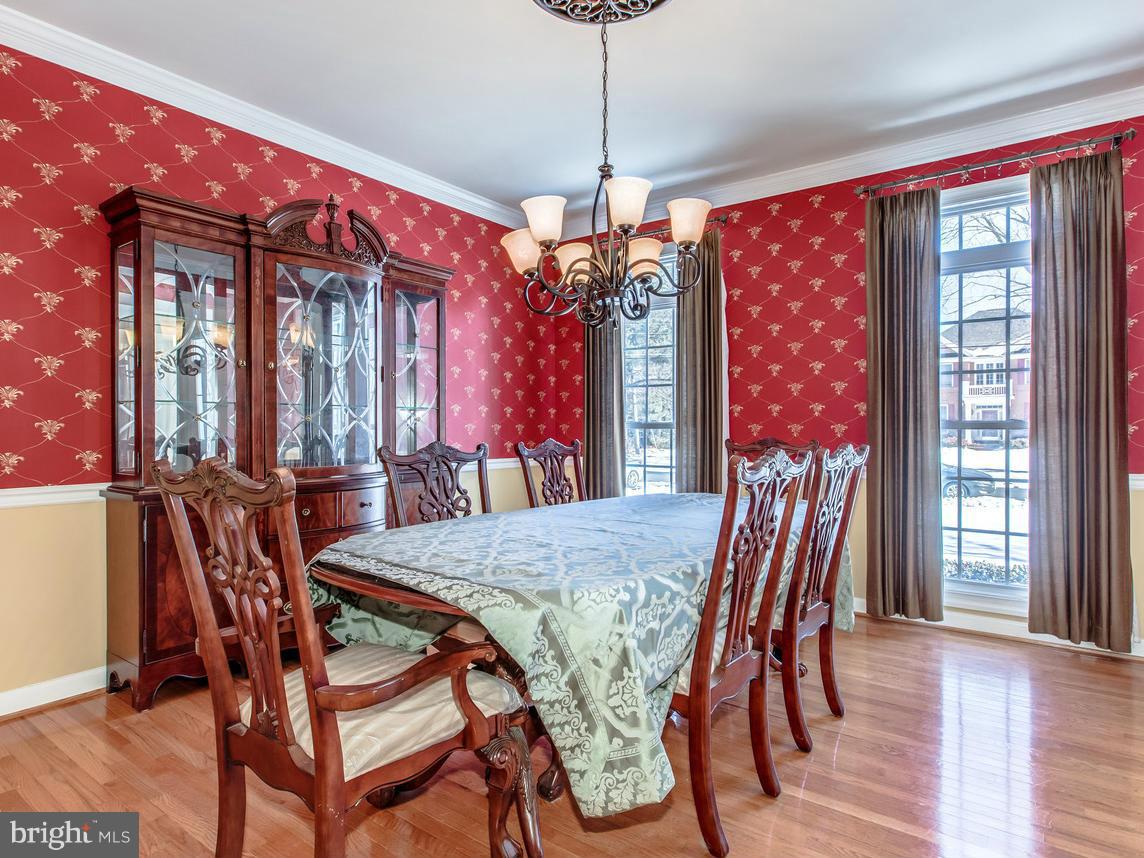 1908 Hull Road Vienna, VA 22182 - Photo 5 of 30 Dining Room